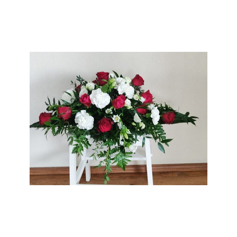 Arkkulaite punainen ja valkoinen